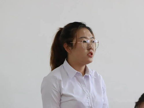 會計學院召開學生第一黨支部發(fā)展黨員大會